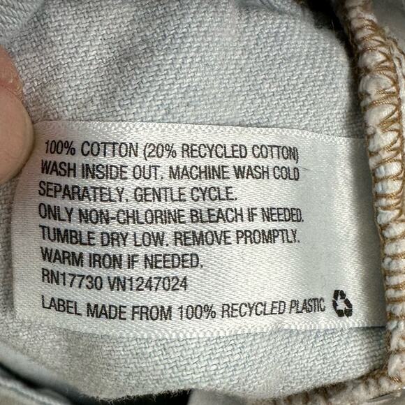 Wild Fable Super High Rise Cut Off Shorts Distressed Light Wash Size 14 - Picture 5 of 5